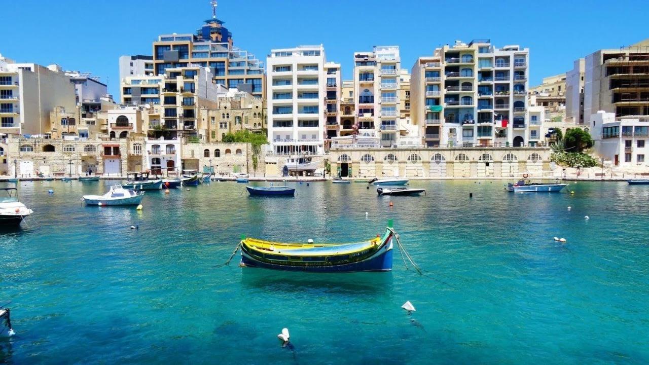 סליאמה Perfect Location Idyllic 2Br Apartment מראה חיצוני תמונה